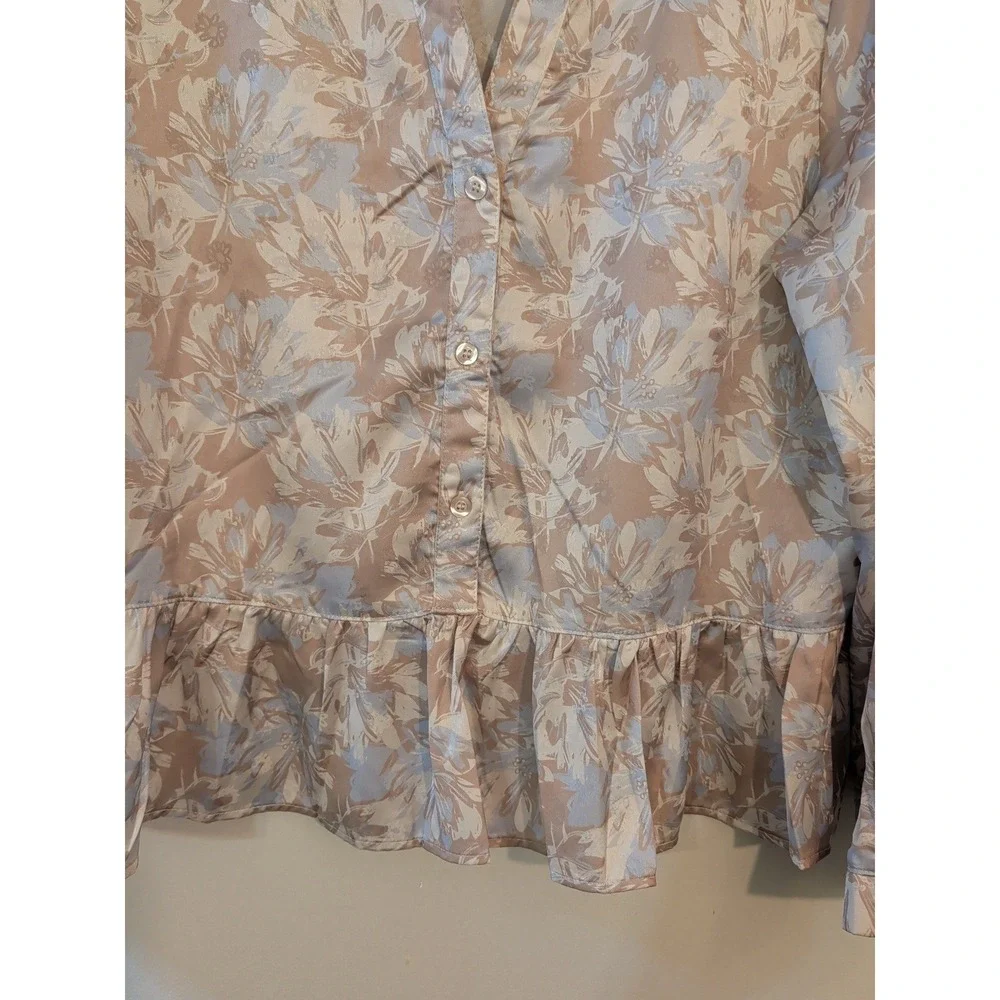 TCEC‎ Floral 2 Piece Set Womens Medium Blue Tan Peplum Top Ruffle Shorts CST1004